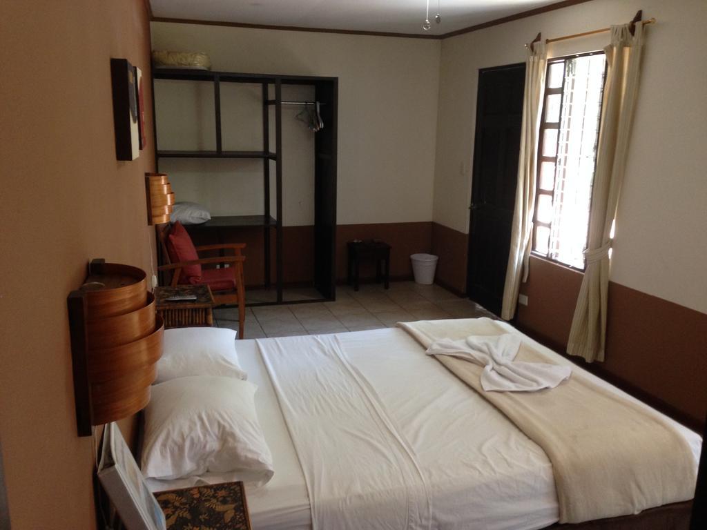 Dushi Vida Country Inn 阿拉胡埃拉 客房 照片